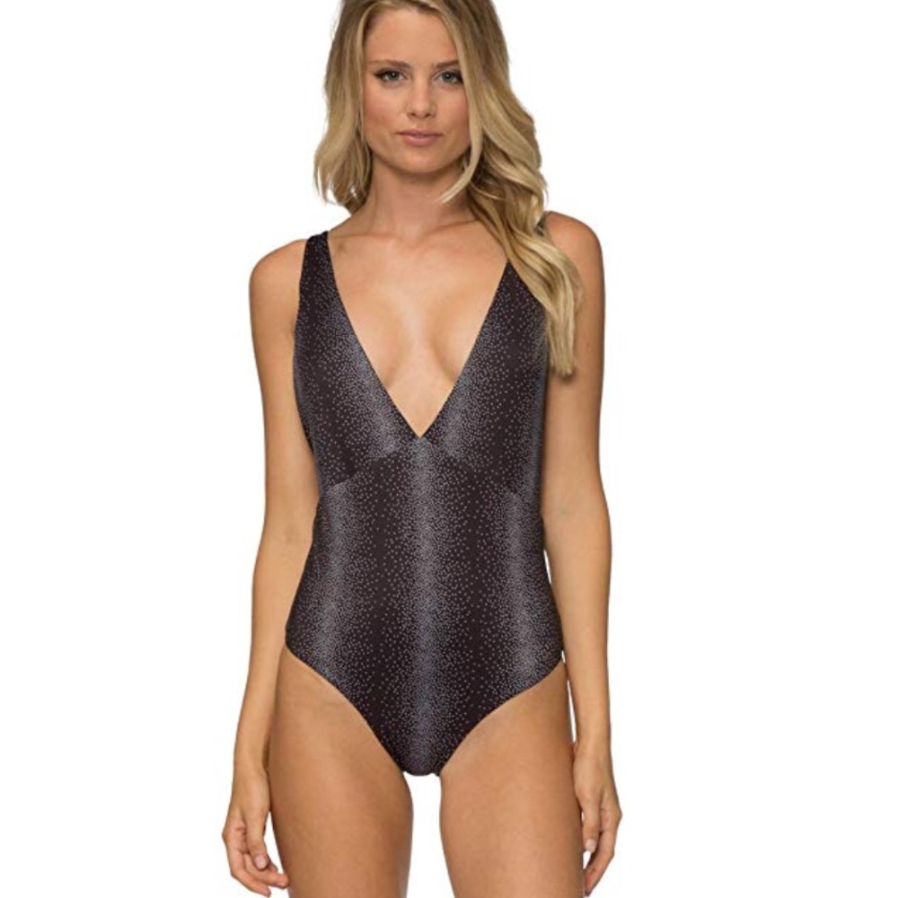 NEW • Tavik • Drew V Neck One Piece Swimsuit Small